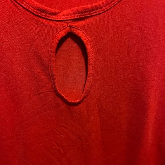 Guess red blouse  - Picture 3 of 7